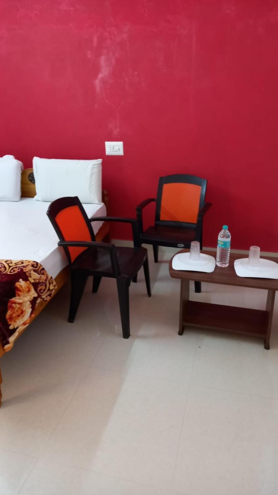 Squirrel Nest Guest House Mahabalipuram Bagian luar foto