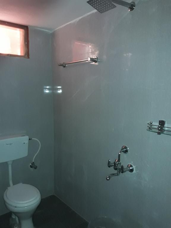 Squirrel Nest Guest House Mahabalipuram Bagian luar foto