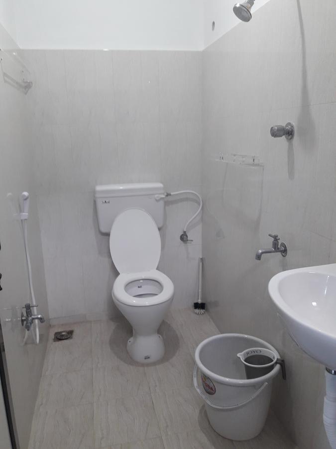 Squirrel Nest Guest House Mahabalipuram Bagian luar foto